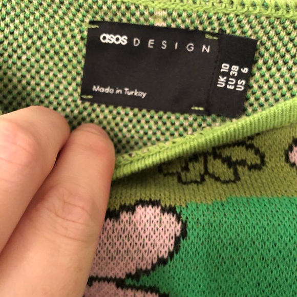 Belle Sleeve Floral Crop - Picture 2 of 3